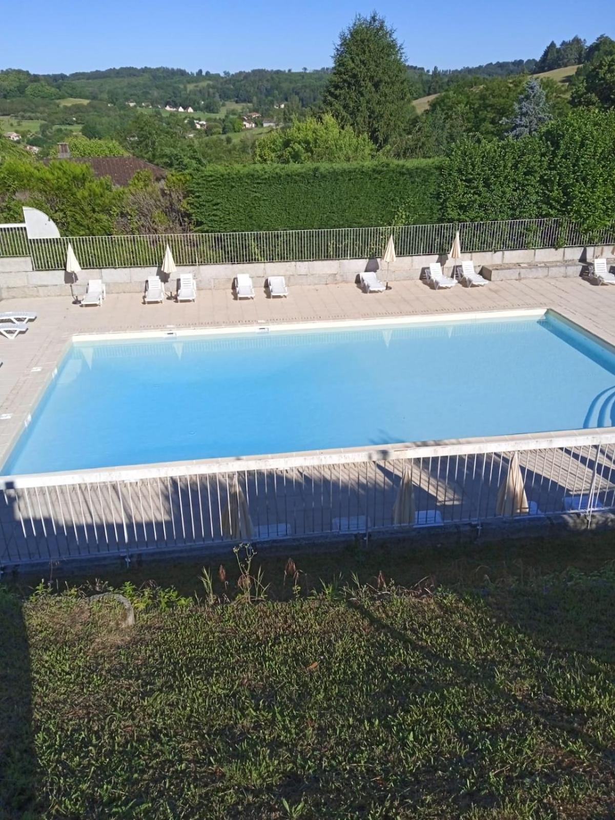 Le N5 Des Hauts De Sarlat Apt Duplex Clim, Piscine, Parking Екстериор снимка